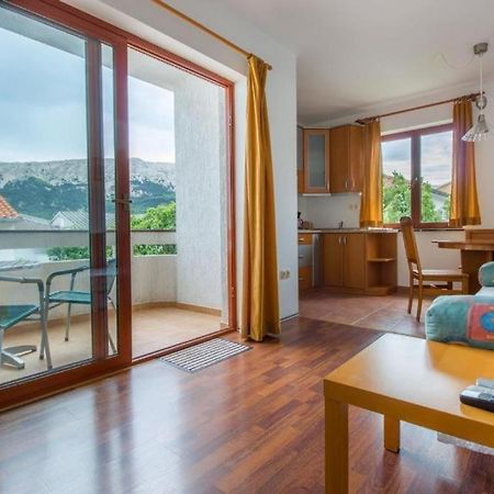 Zoro Apartment Baska  Ngoại thất bức ảnh